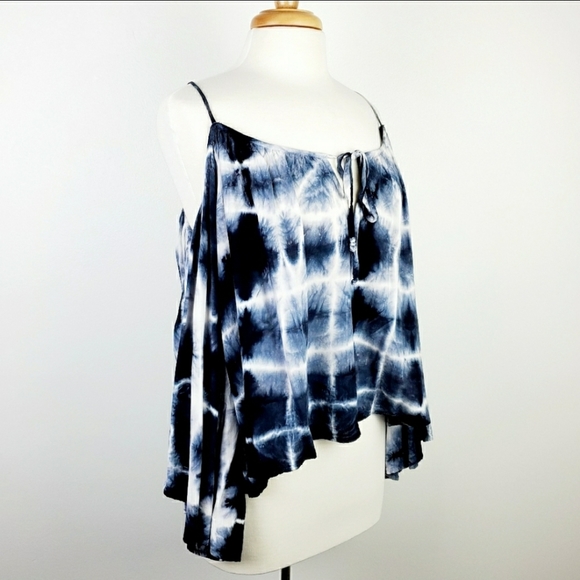 COLD SHOULDER FLOWY TOP - Picture 7 of 9